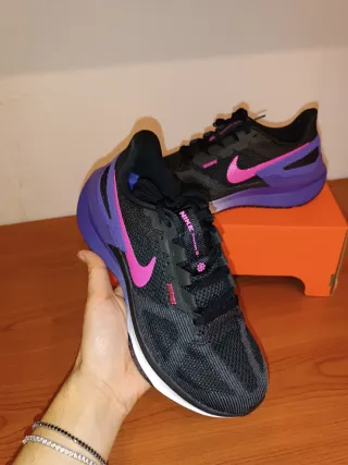 Nike air zoom structure 25
