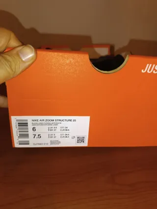 Nike air zoom structure 25