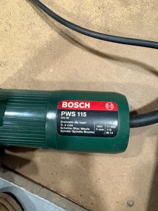 Radial Bosch PWS 115 - 400W