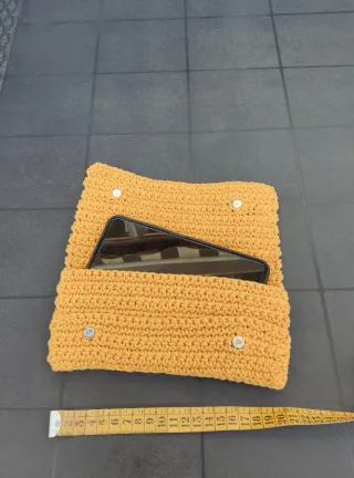 Cartera para llevar el móvil