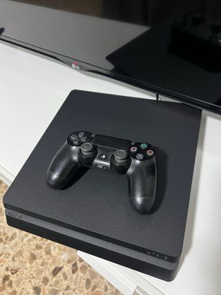 PS4 Slim