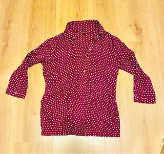 Camisa topitos roja Stradivarius talla s