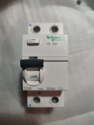 Interruptor Diferencial Schneider Electric 25A