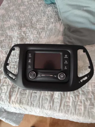 Autorradio Jeep Compass uconnect 3 pantalla 5"