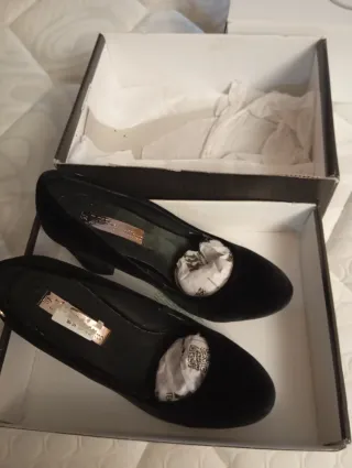 Zapatos de tacón negros 37