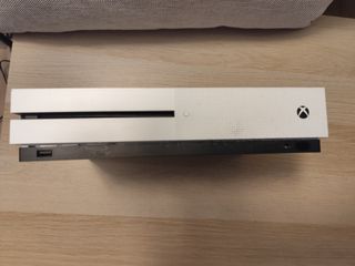 Xbox One S Blanca 1 TB(Para piezas)