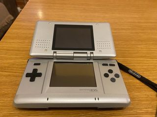 Nintendo Ds + 4 juegos