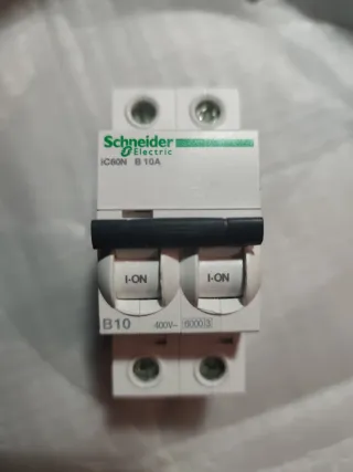 Schneider Electric IC60N B 10A Interruptor