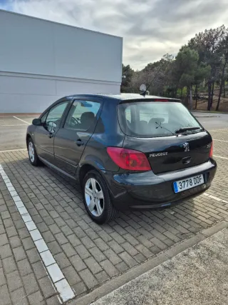 Peugeot 307