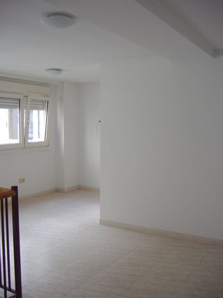 Vendo o alquilo calle mayor Castellón oficina dúpl