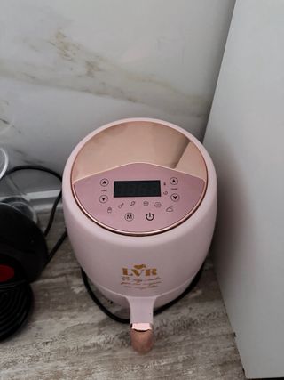 Freidora de aire rosada