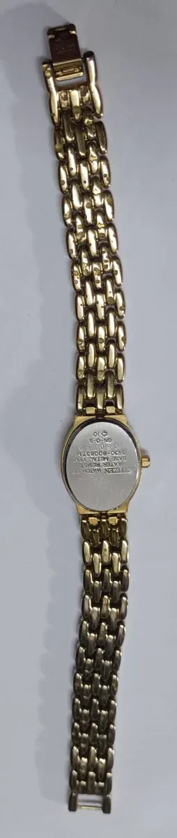 Relógio Citizen senhora oval de quartzo em plaqué