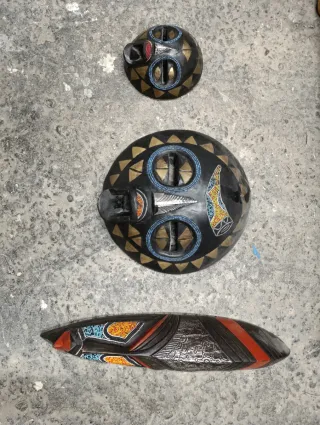 Máscaras tribales decorativas