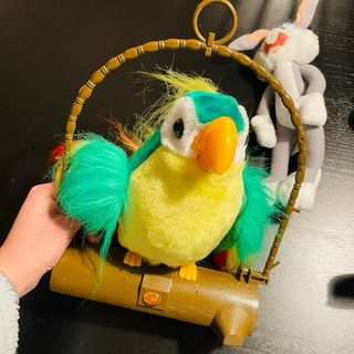 Lote: Loro parlante, cuenta cuentos , Bugs Bun