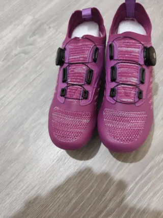 Zapatillas de spinning moradas