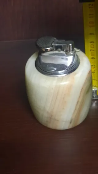 Accendino da tavolo in onice vintage