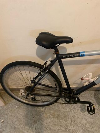 biciclista de ciclismo BTWIN