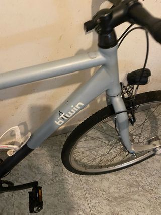 biciclista de ciclismo BTWIN
