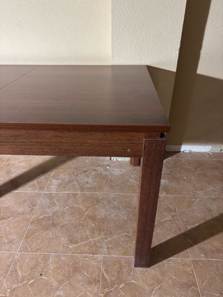 Conjunto mesa y 6 sillas