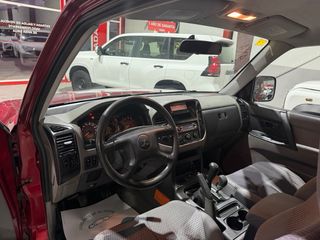 Mitsubishi Montero 2001