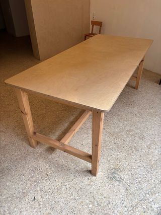 Oferta por mudanza! Mesa de madera hecha a mano