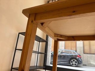 Oferta por mudanza! Mesa de madera hecha a mano