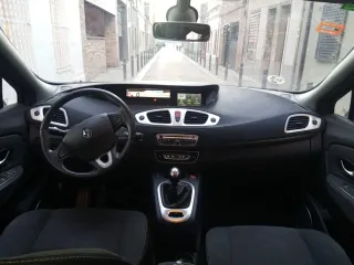 Renault Grand Scenic 2010