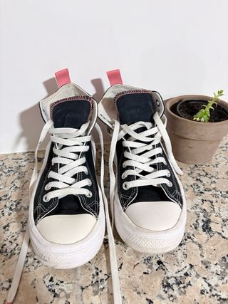 Converse negras plataforma