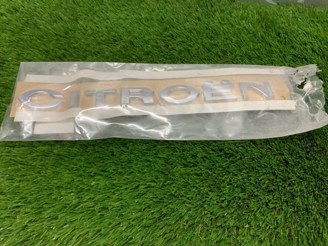 Logo emblema citroen genuino original nuevo porton