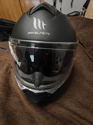 Chaquetas Barbour BMW XXL  y 3 cascos negociables