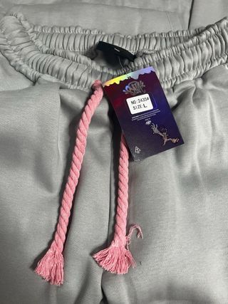 Chándal Syna Central Cee Gris y Rosa S