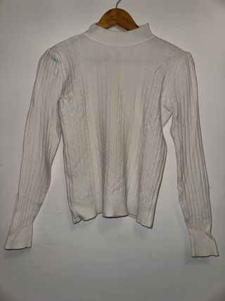 Camisola branca de manga comprida