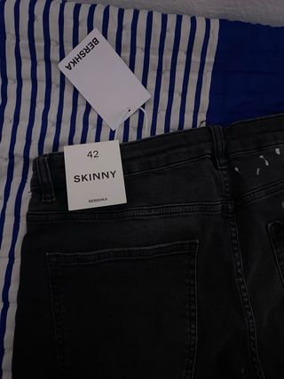 Jeans Skinny Fit Rasgões
