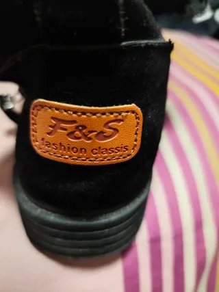 Botines negros talla 39