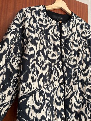 Chaqueta Zara Talla XS Estampado Animal