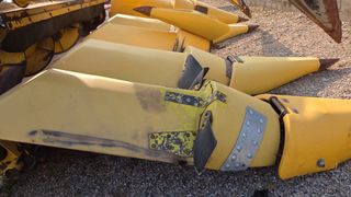 Cabezal Maíz New Holland