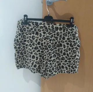 Shorts Zara estampado print talla L