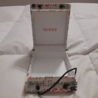 Caja reloj Guess