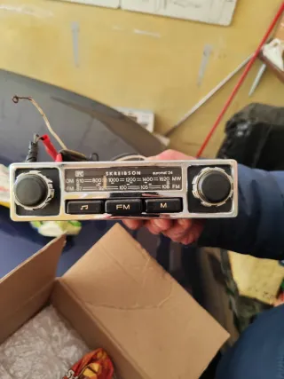 Radio antigua para automóvil