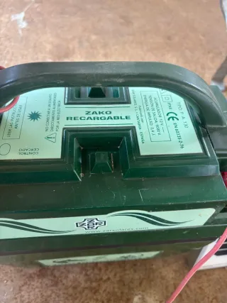 Pastor Eléctrico Solar Recargable