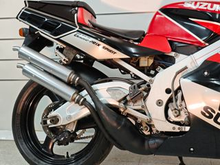 Suzuki RGV 250 SP - Moto Deportiva