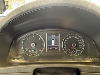 Volkswagen Multivan 2012 ( se aceptan cambios  )