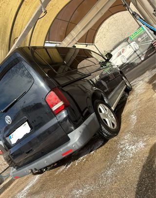 Volkswagen Multivan 2012 ( se aceptan cambios  )