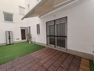 Piso en venta en Los Remedios en Sevilla