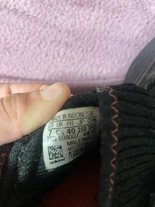 Botas de futbol muy buenas me costaron 80