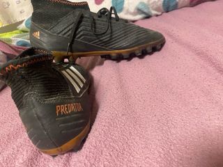Botas de futbol muy buenas me costaron 80