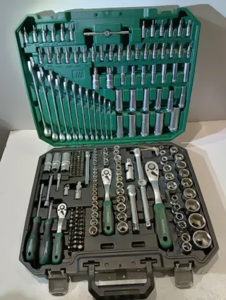 Maletín 216 Vasos y Llaves PARKSIDE