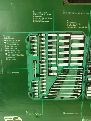 Maletín 216 Vasos y Llaves PARKSIDE