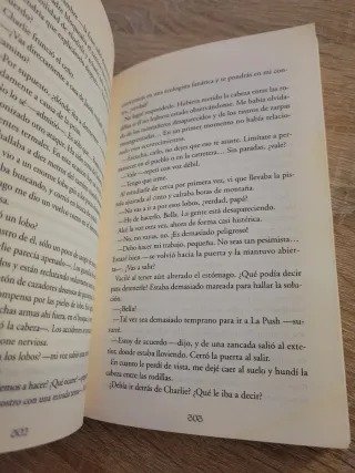 Luna nueva (Saga Crepúsculo 2)