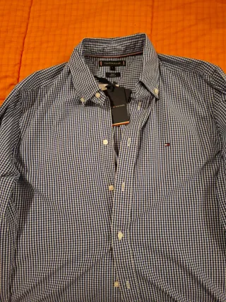 Camisa Manga Larga Tommy Hilfiger, talla L. Nueva